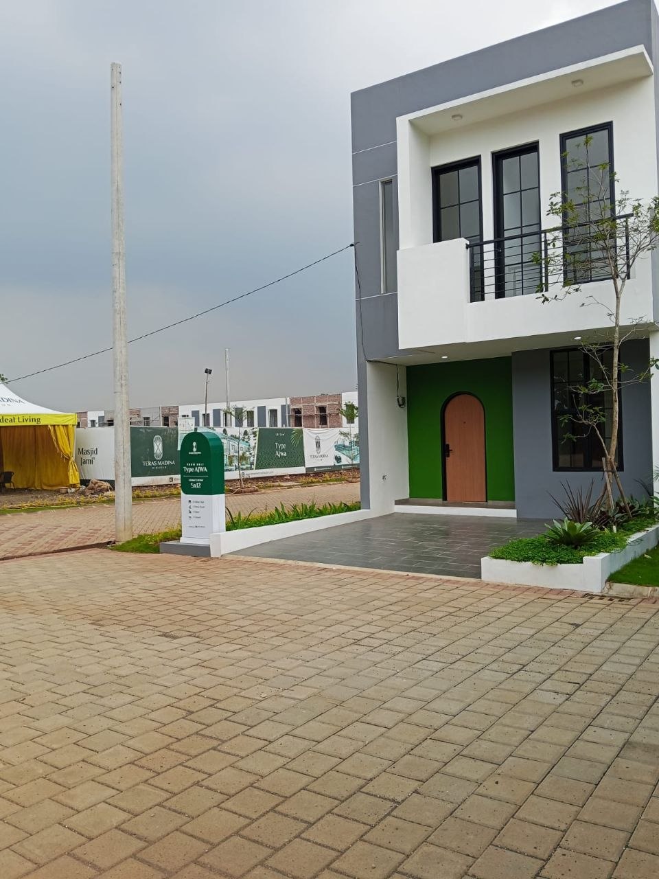 TERAS MADINA CIBUBUR 